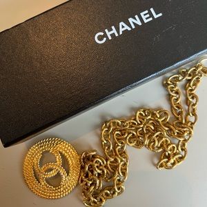 Chanel Vintage Rope Textured CC Logo Cut Out Pendant Necklace